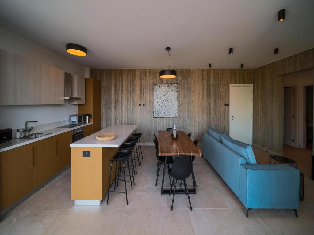 Avenue 203 3 Bed * Pafos
